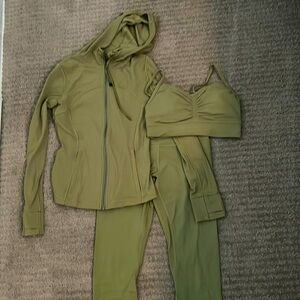 Lululemon Set Sz 6/8